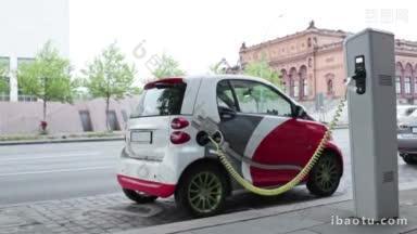 5月，电动汽车在街上充电